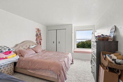 Tiny photo for 1383 Highcrest Drive, Medford, OR 97504 (MLS # 220212273)