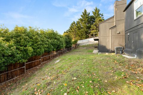 Tiny photo for 1383 Highcrest Drive, Medford, OR 97504 (MLS # 220212273)