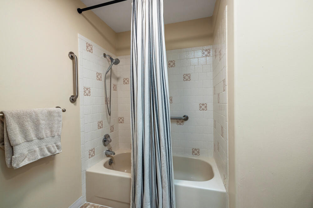 Pine Grove Ponderosa - Residential