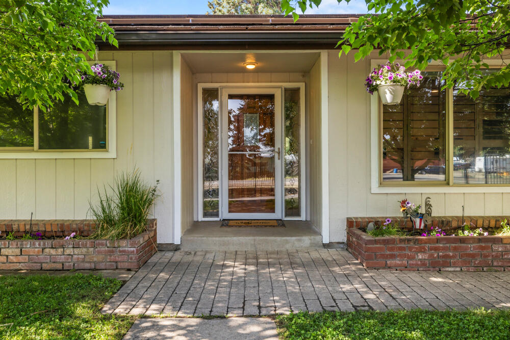 Pine Grove Ponderosa - Residential