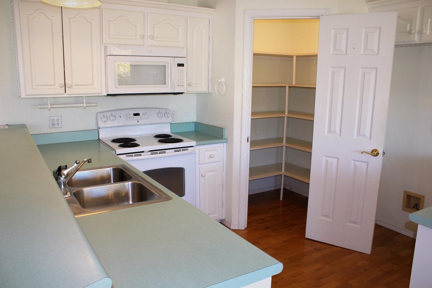 Pine Ridge Estates - Residential