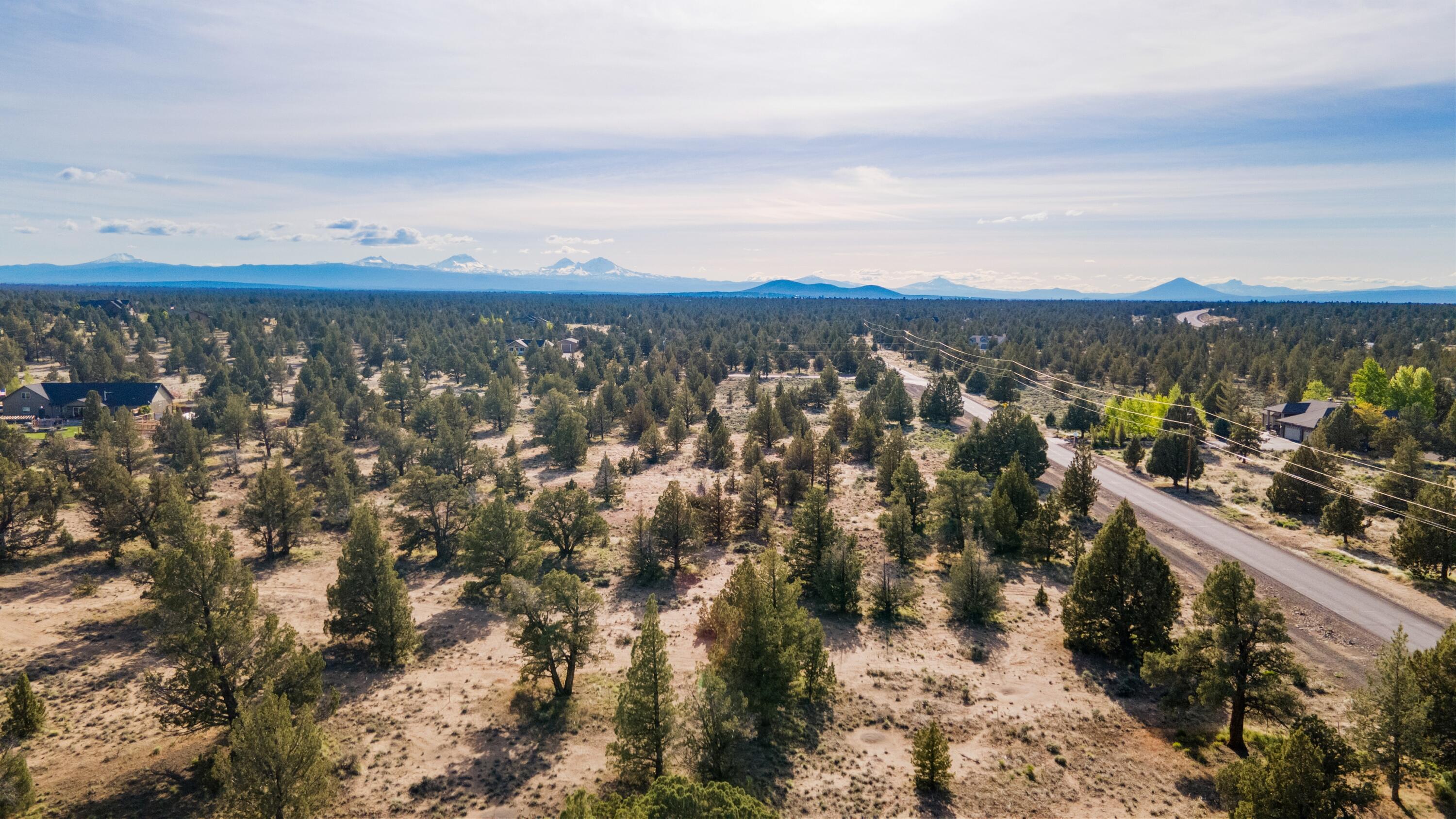 West Powell Butte Es - Land