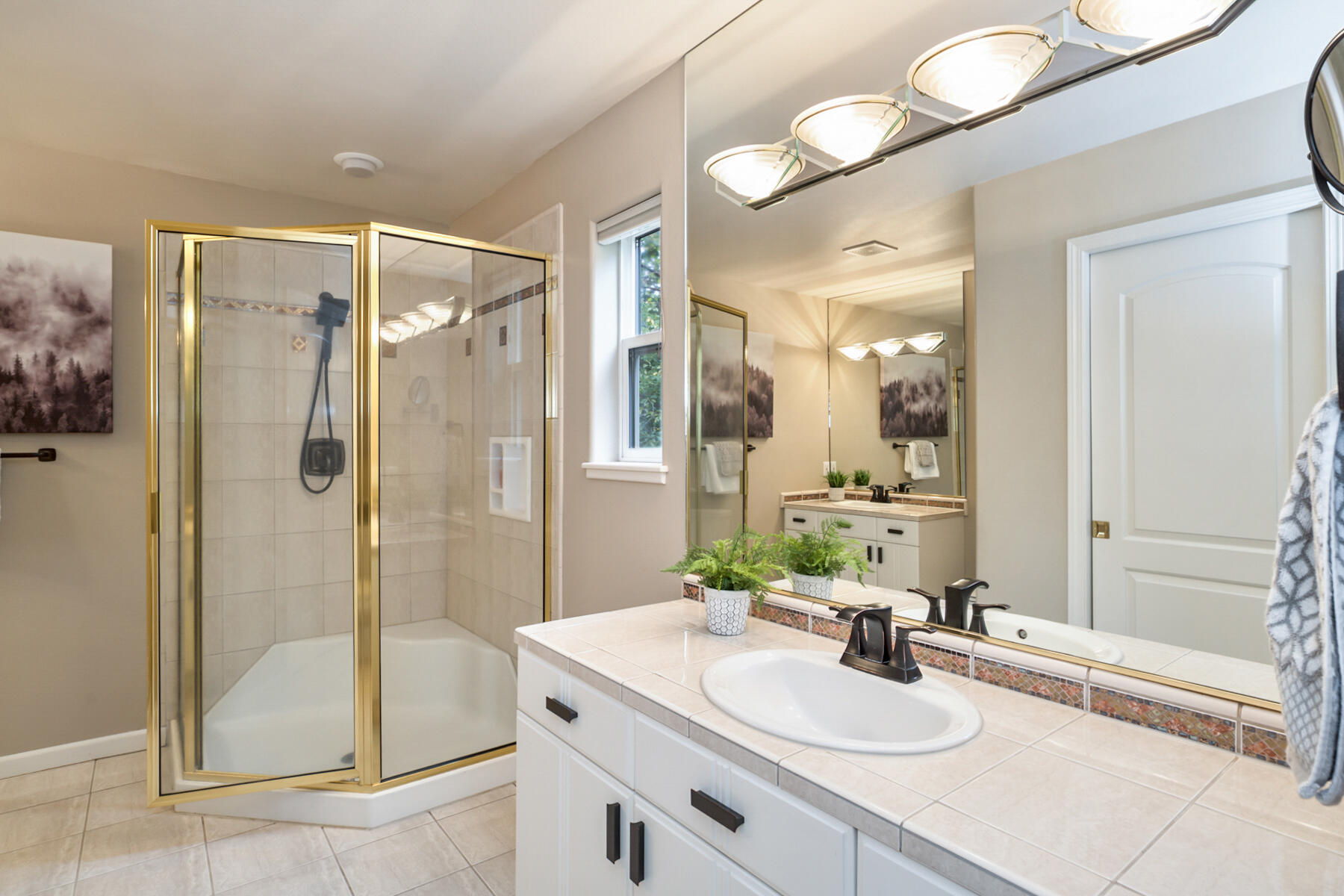 Golden Butte - Residential