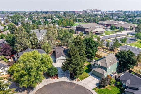 Tiny photo for 1961 NE Windy Tree Court, Bend, OR 97701 (MLS # 220226623)