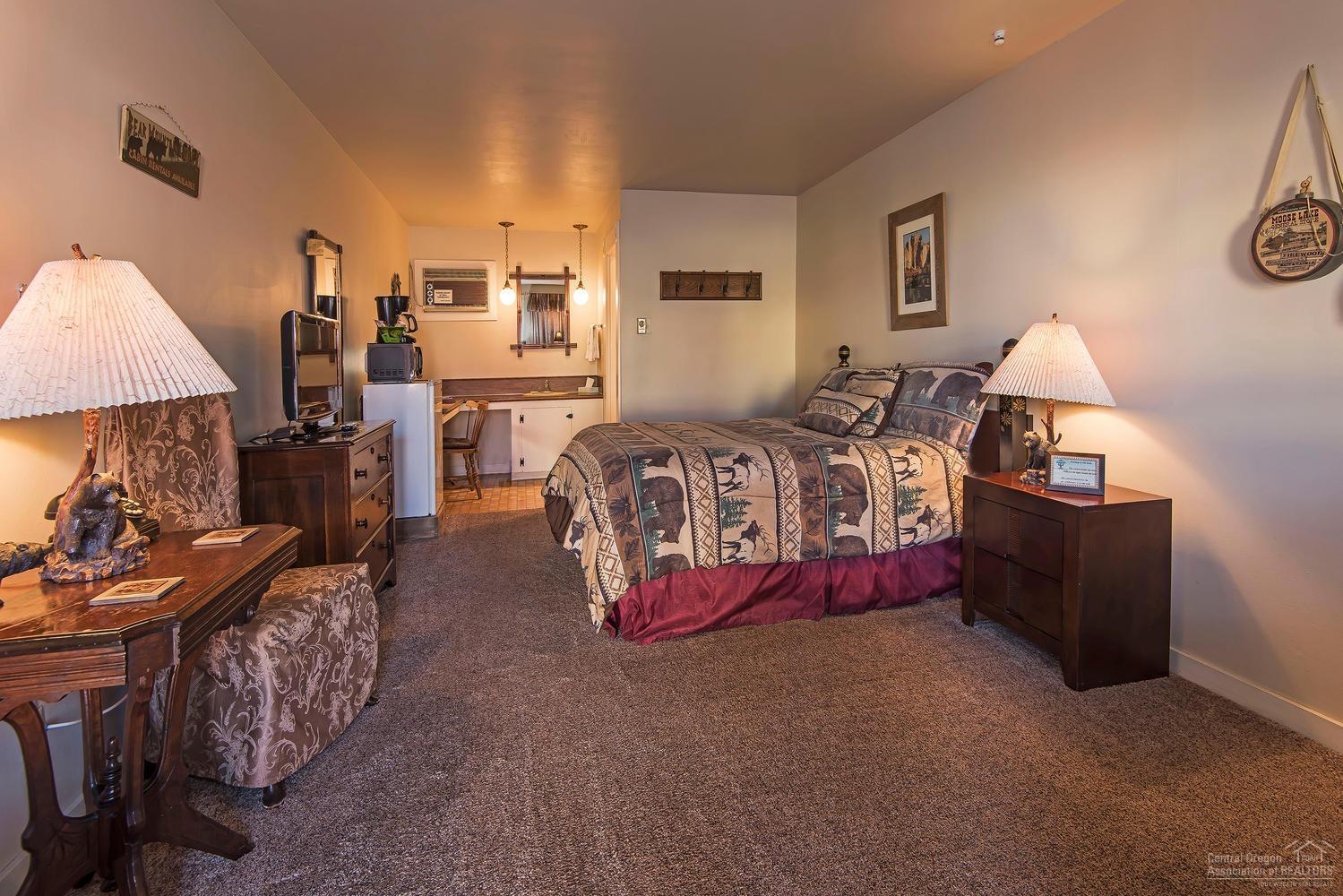 CLACC - Commercial Sale