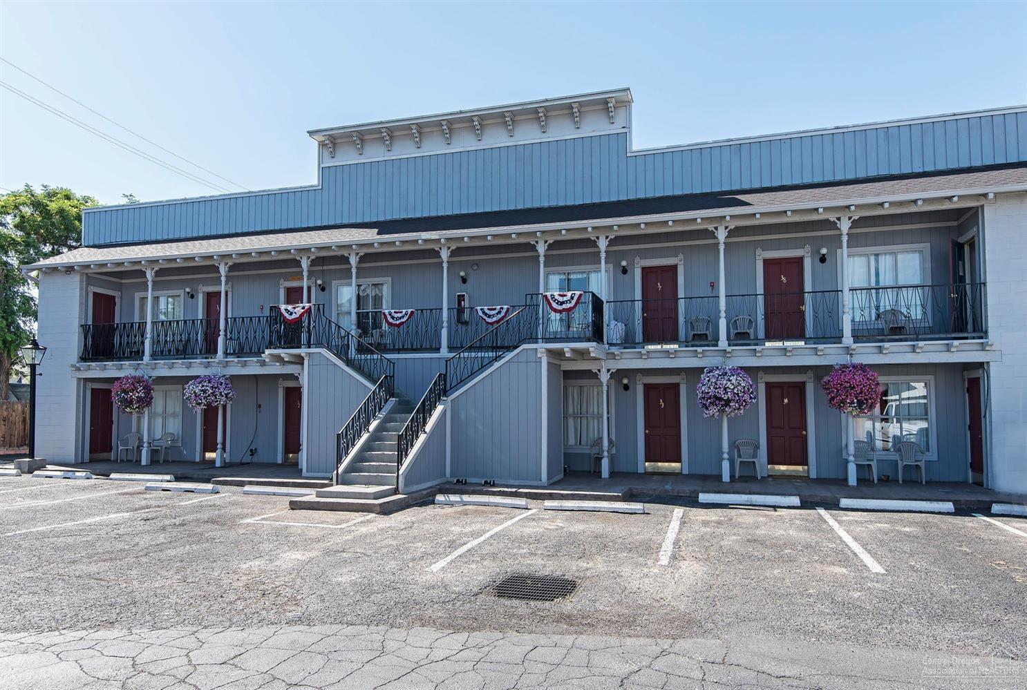 CLACC - Commercial Sale