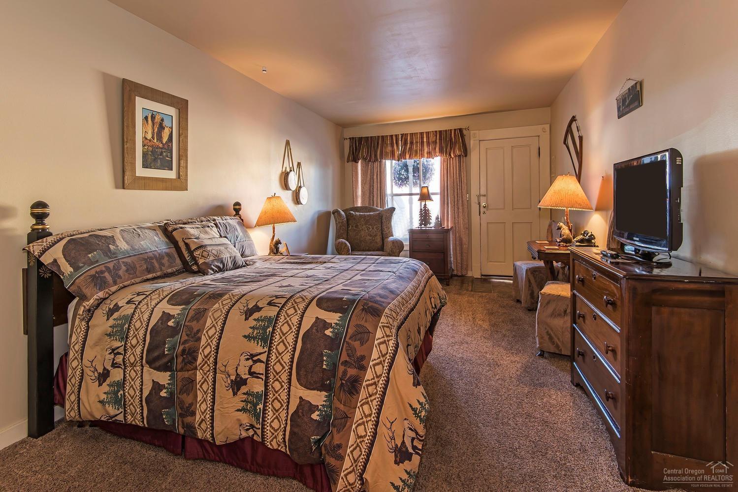 CLACC - Commercial Sale