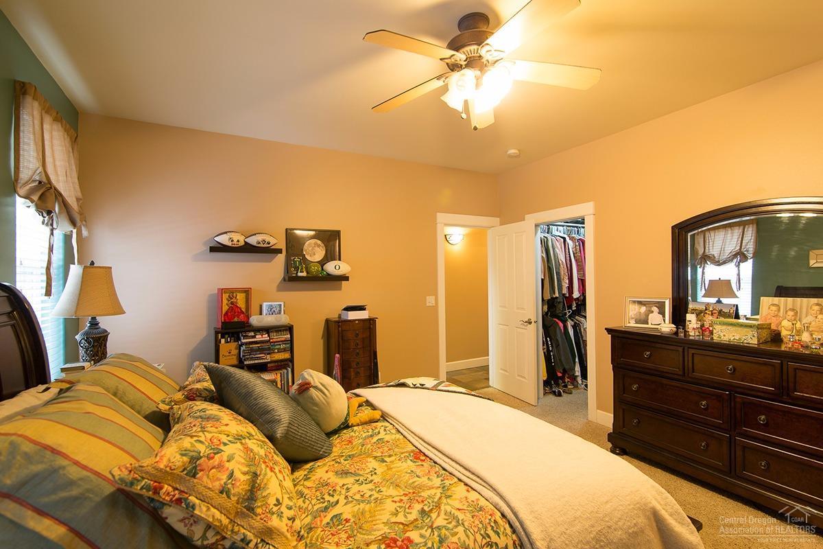 Oakview - Residential