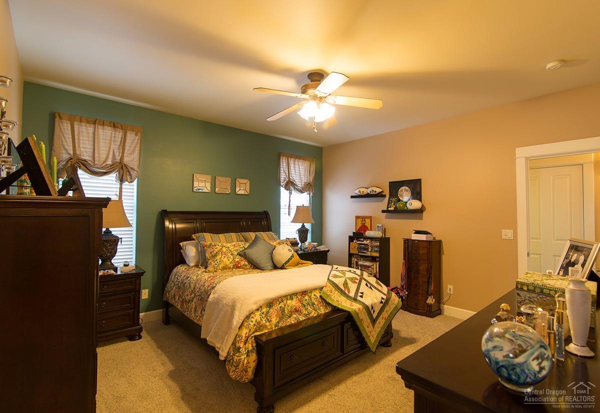 Oakview - Residential