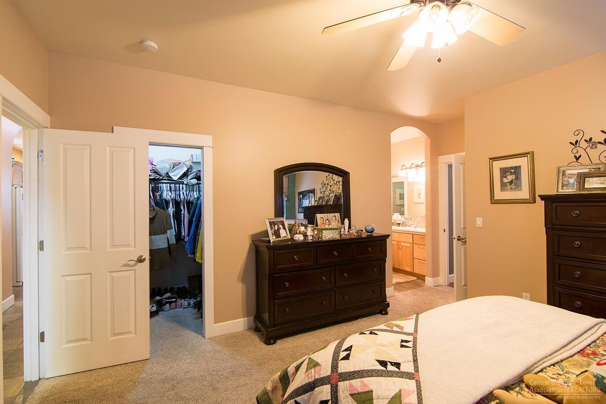 Oakview - Residential