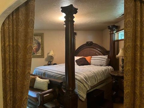 Tiny photo for 4184 E Evans Creek Road, Rogue River, OR 97537 (MLS # 220212396)