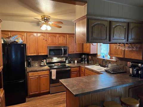 Tiny photo for 4184 E Evans Creek Road, Rogue River, OR 97537 (MLS # 220212396)