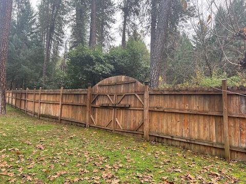 Tiny photo for 4184 E Evans Creek Road, Rogue River, OR 97537 (MLS # 220212396)