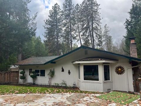 Tiny photo for 4184 E Evans Creek Road, Rogue River, OR 97537 (MLS # 220212396)
