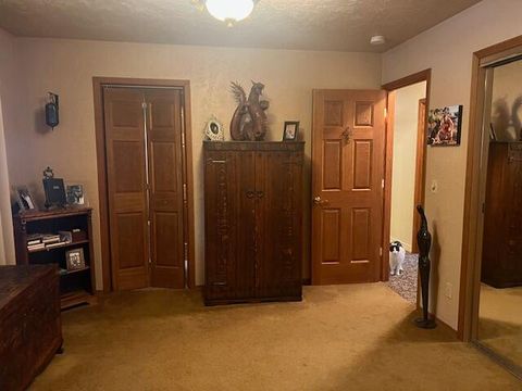 Tiny photo for 4184 E Evans Creek Road, Rogue River, OR 97537 (MLS # 220212396)