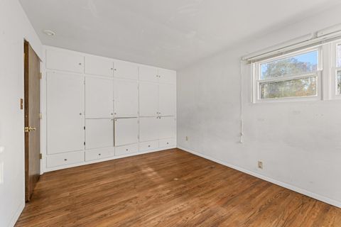 Tiny photo for 1021 NW Conklin Avenue, Grants Pass, OR 97526 (MLS # 220212418)