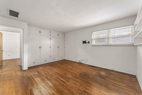 Tiny photo for 1021 NW Conklin Avenue, Grants Pass, OR 97526 (MLS # 220212418)