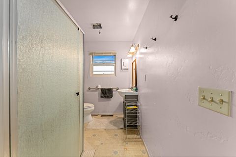 Tiny photo for 1021 NW Conklin Avenue, Grants Pass, OR 97526 (MLS # 220212418)