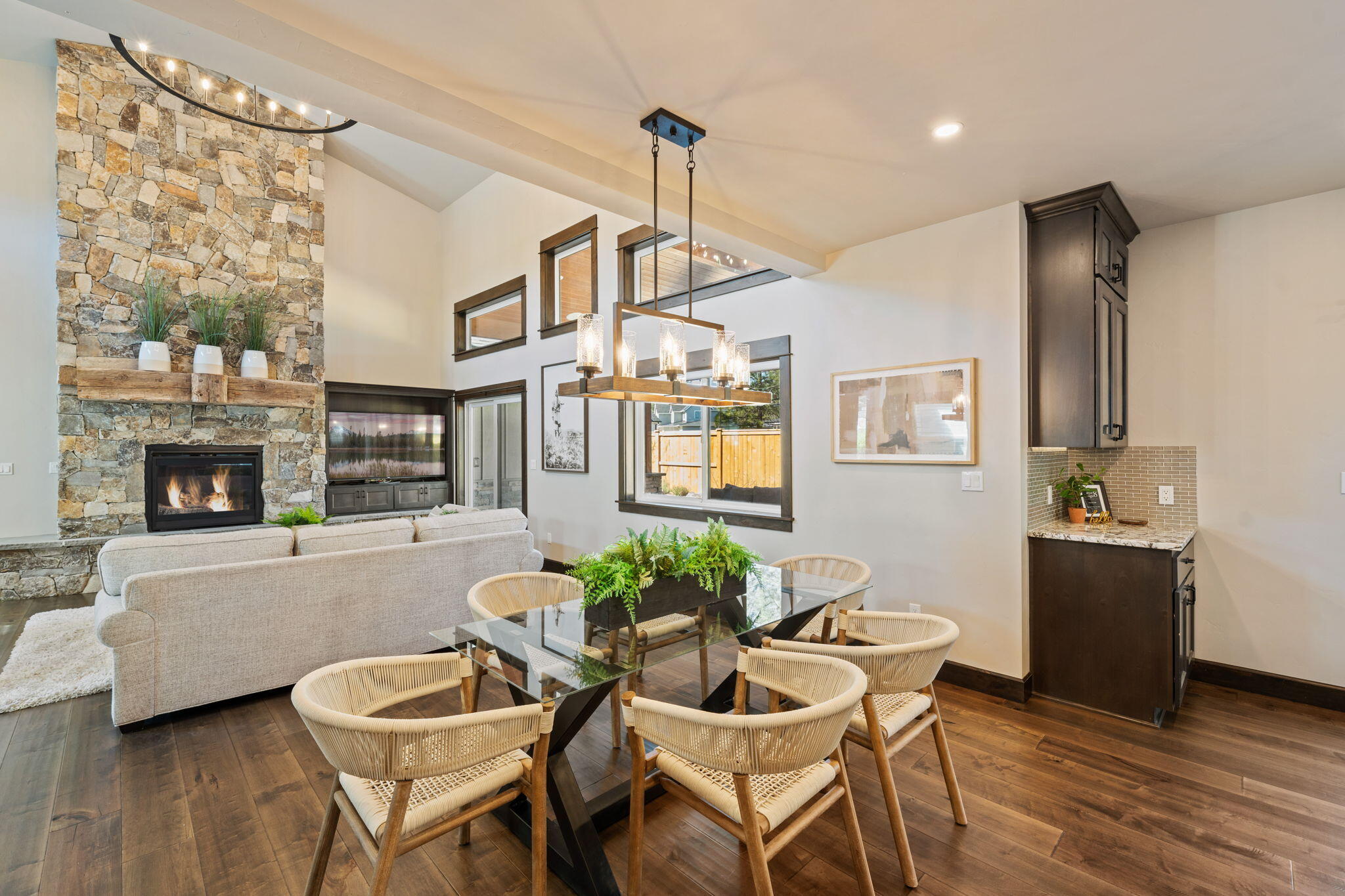 Three Pines Ridge - Residential