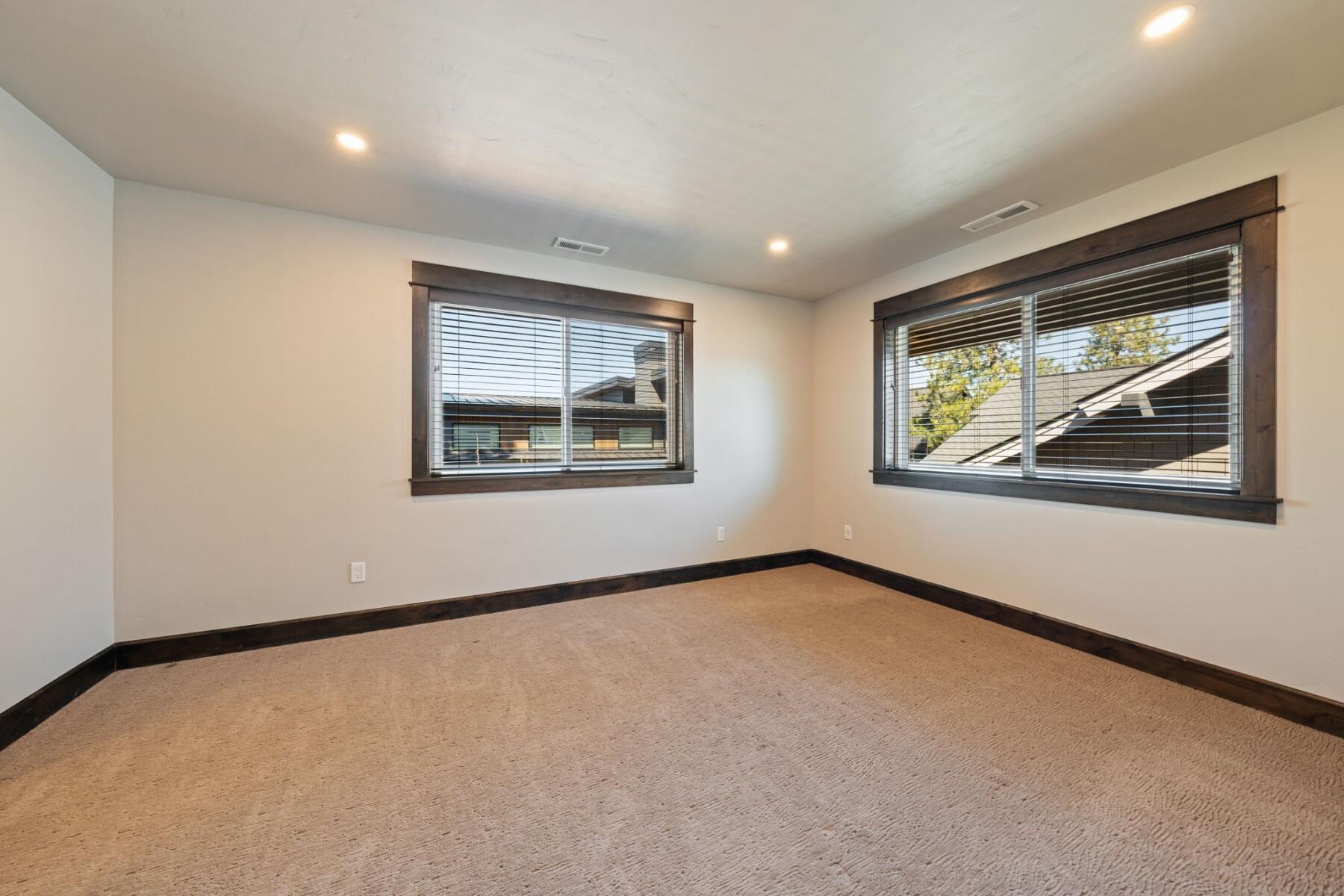 Three Pines Ridge - Residential