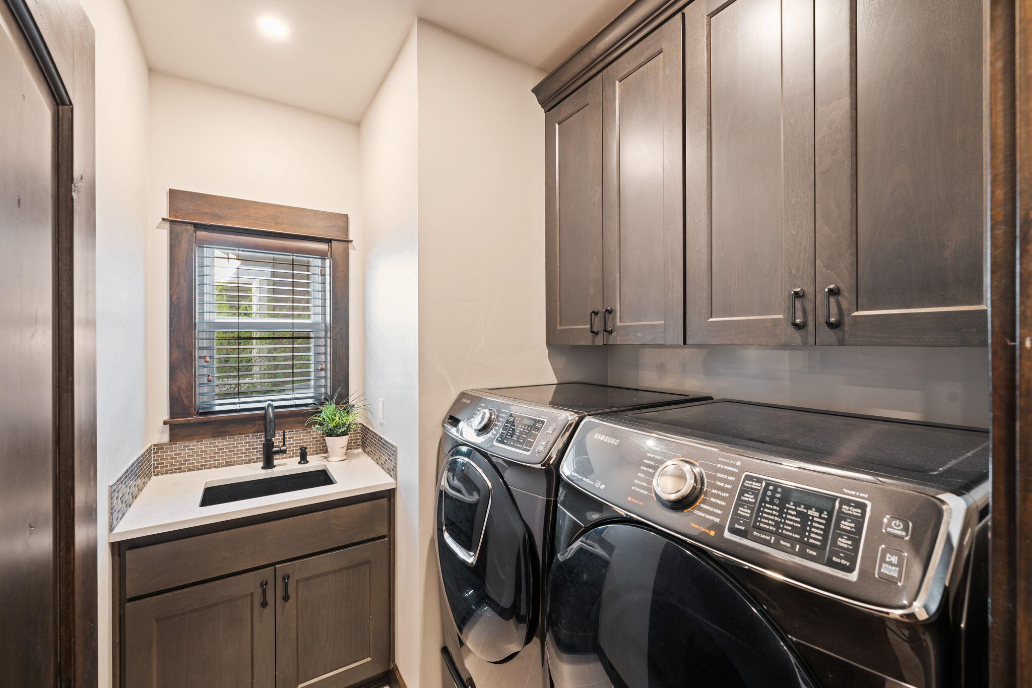 Three Pines Ridge - Residential