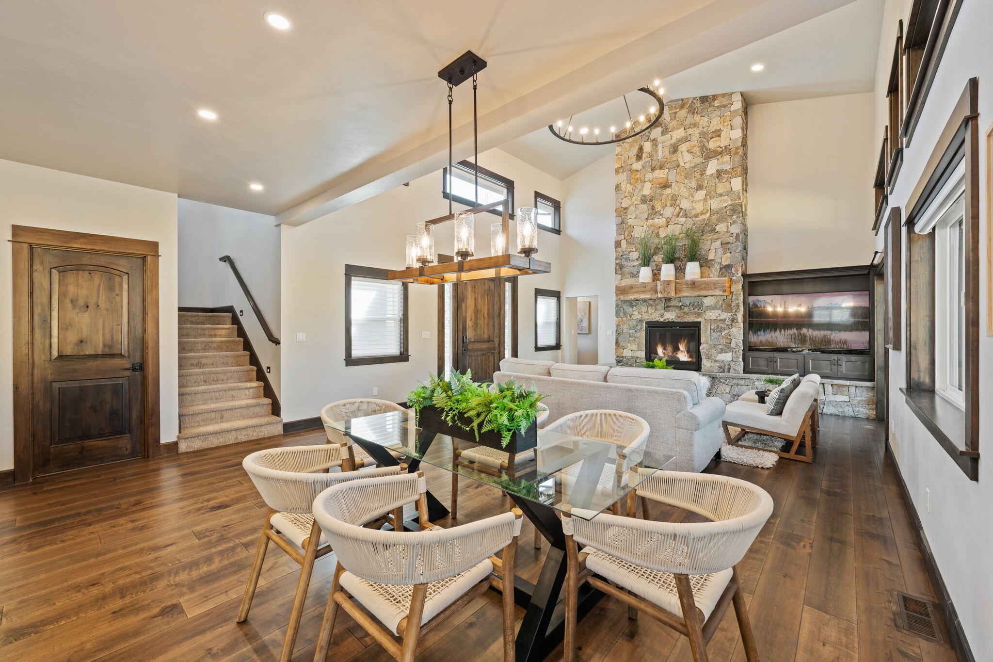 Three Pines Ridge - Residential