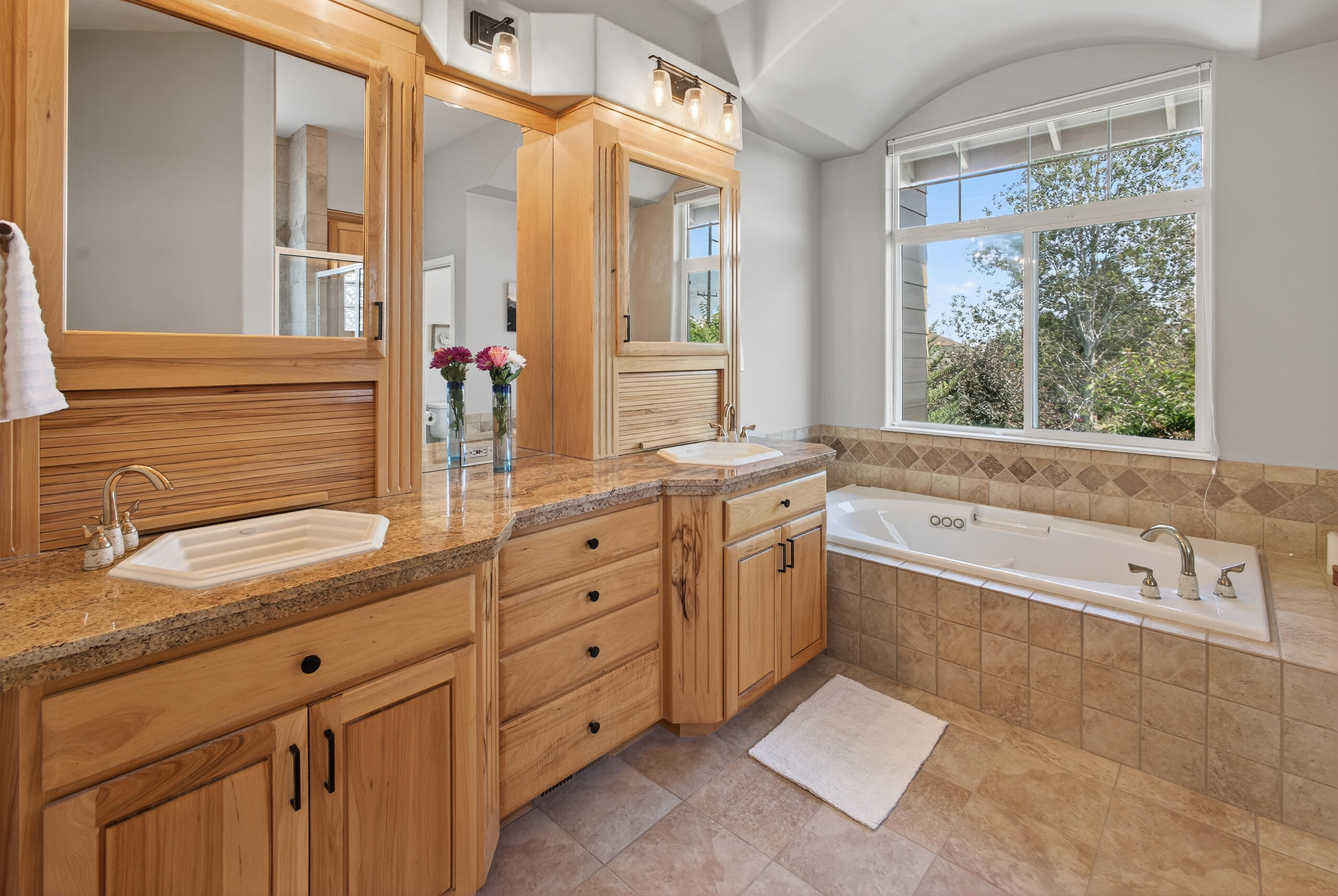 Eagle Crest - Residential