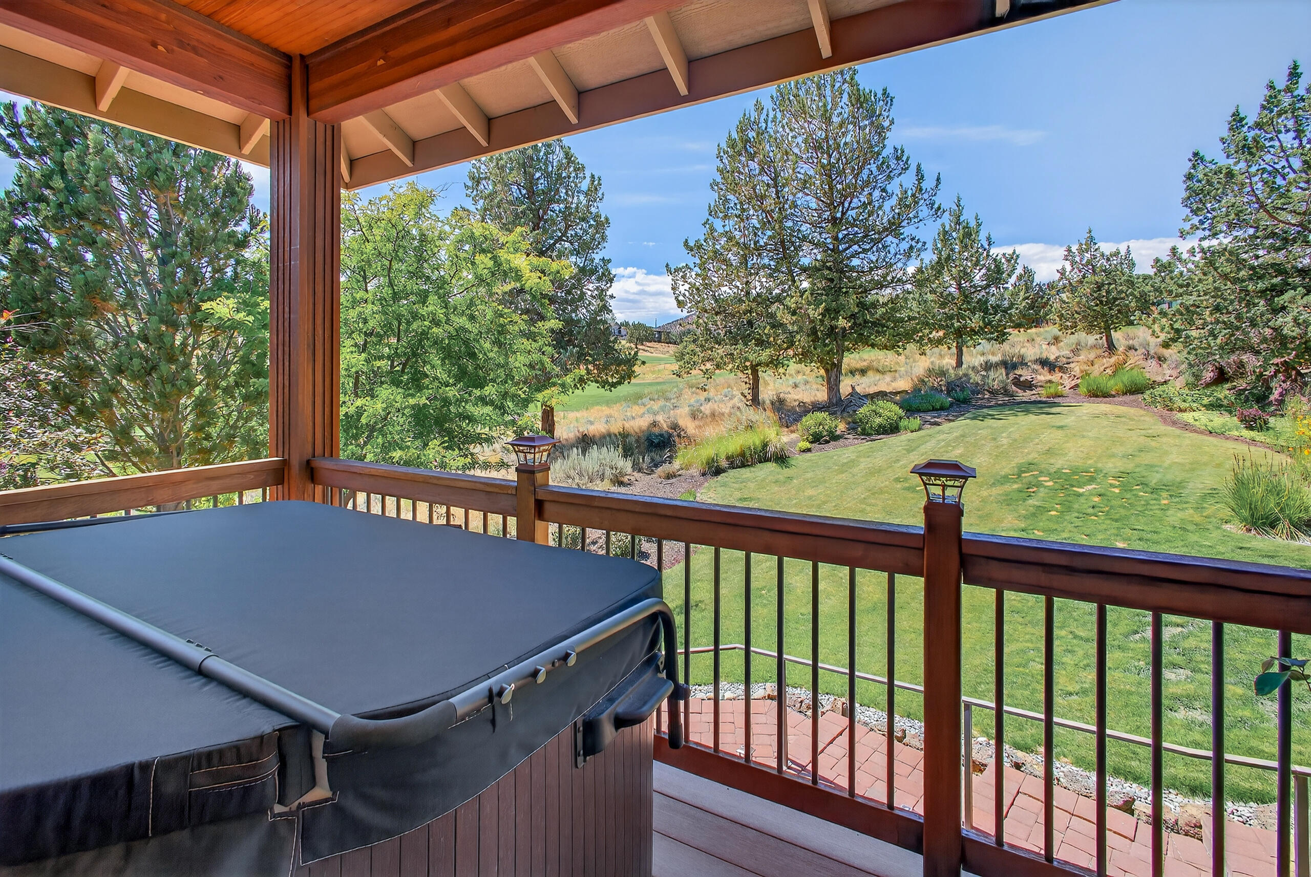 Eagle Crest - Residential