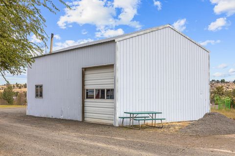 Tiny photo for 1201 US-26, Madras, OR 97741 (MLS # 220210459)