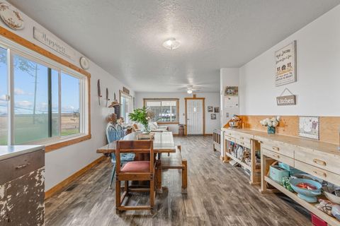 Tiny photo for 1201 US-26, Madras, OR 97741 (MLS # 220210459)