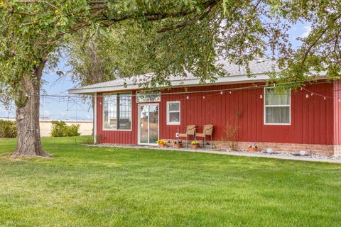 Tiny photo for 1201 US-26, Madras, OR 97741 (MLS # 220210459)