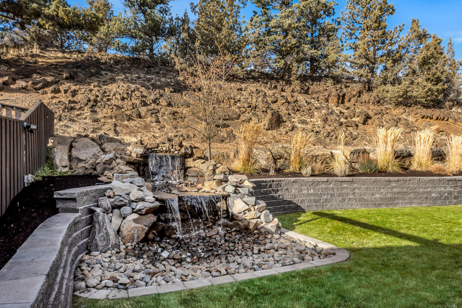 Lava Ridges - Residential