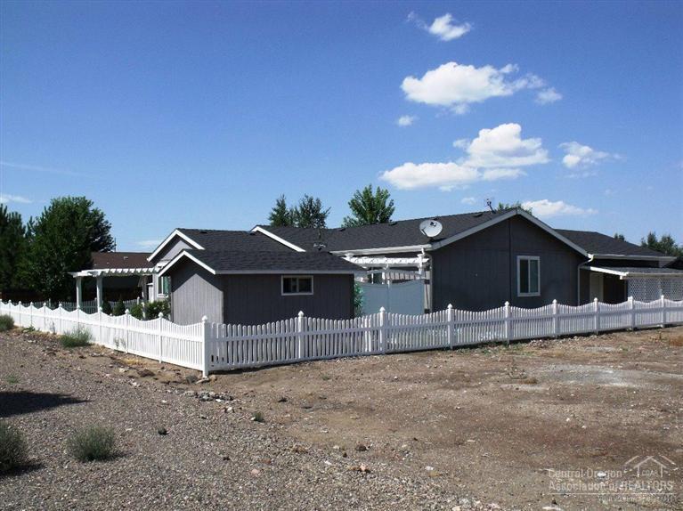 Desert Meadows - Residential