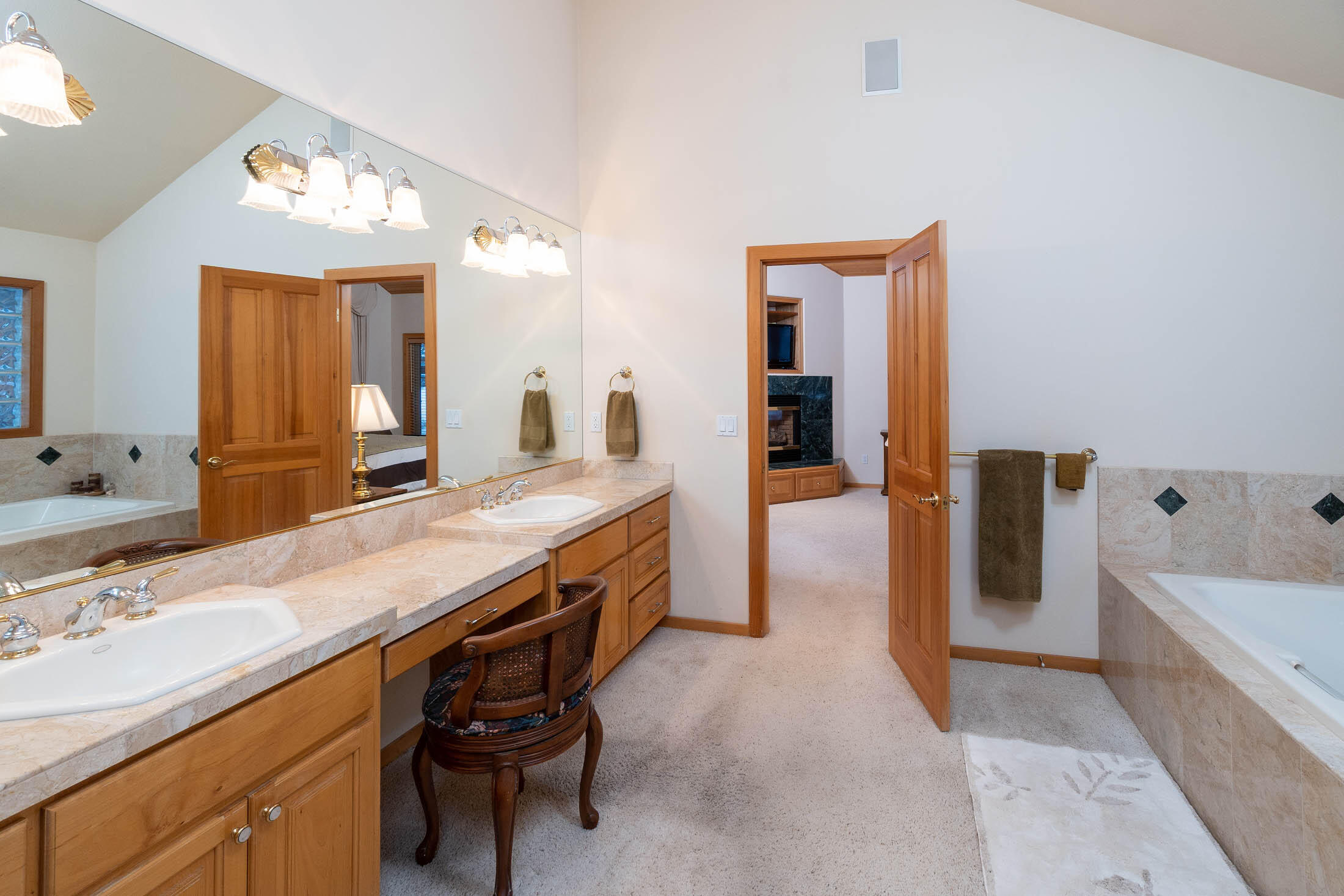 Awbrey Glen - Residential