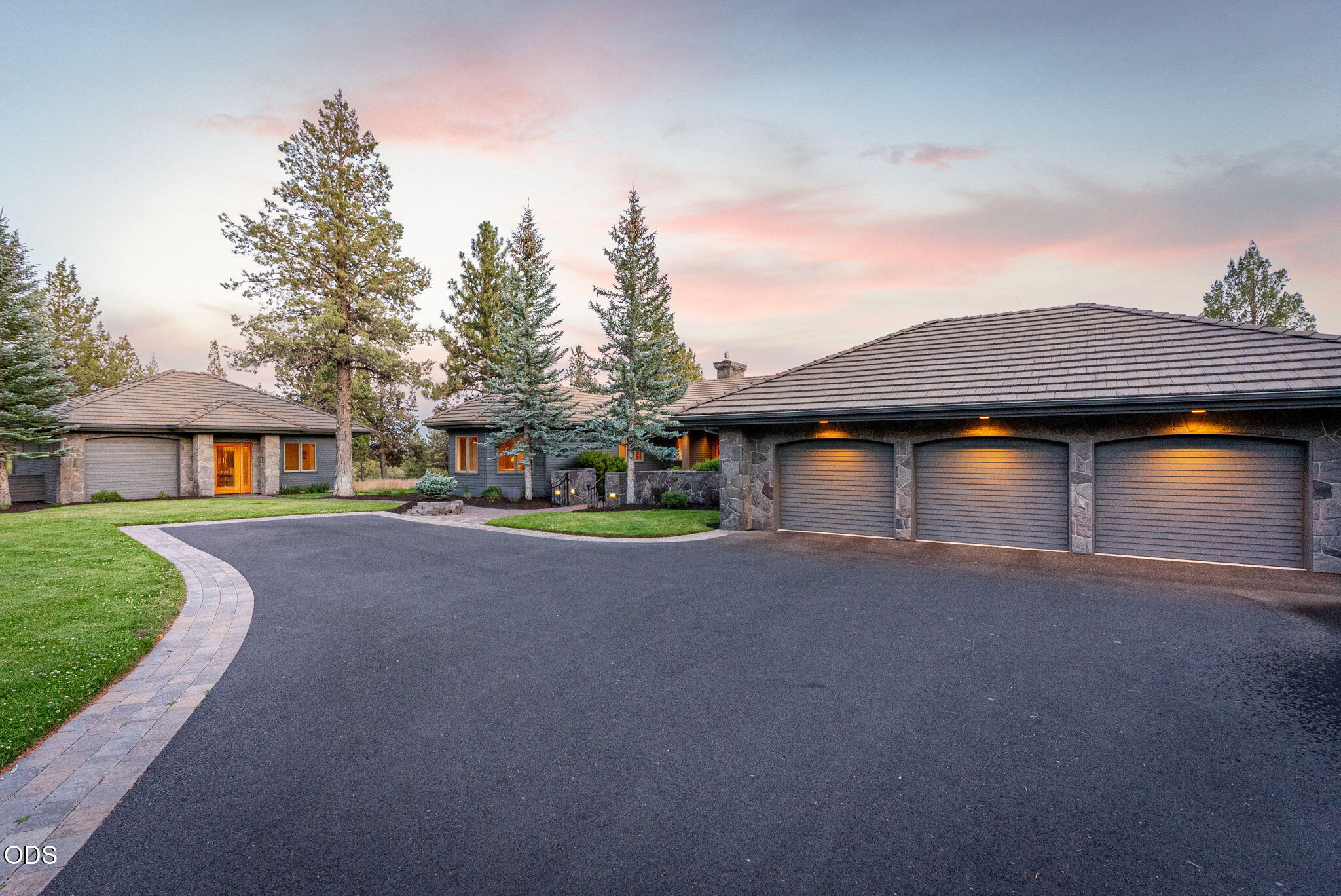 16150 Fox Ridge Circle
