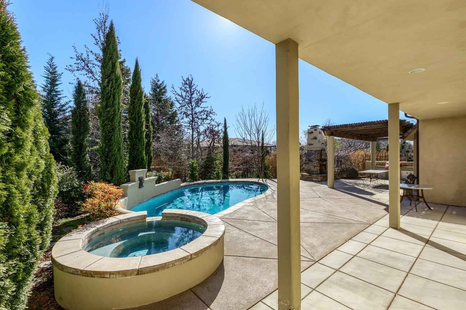 Saddle Ridge - Residential