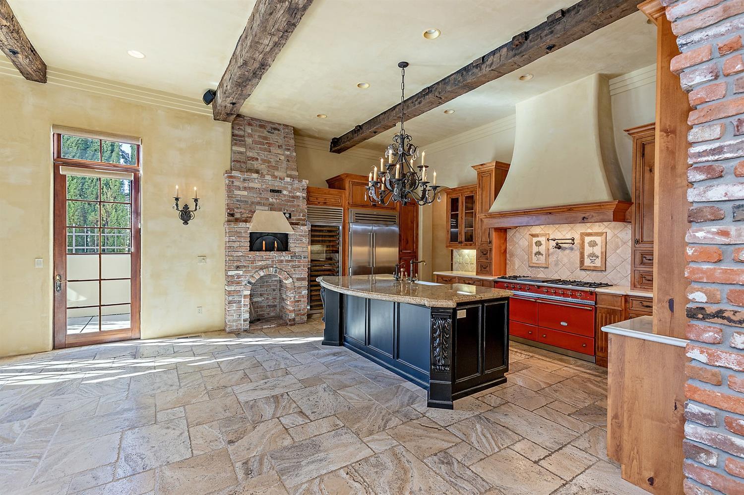 Saddle Ridge - Residential