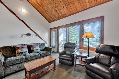 18575 SW Century Drive Drive 933 Bend OR 97702