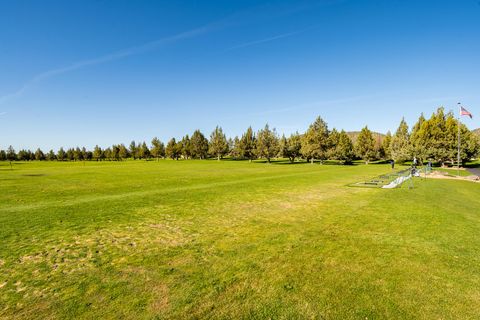 Tiny photo for 879 Golden Pheasant Drive, Redmond, OR 97756 (MLS # 220215836)