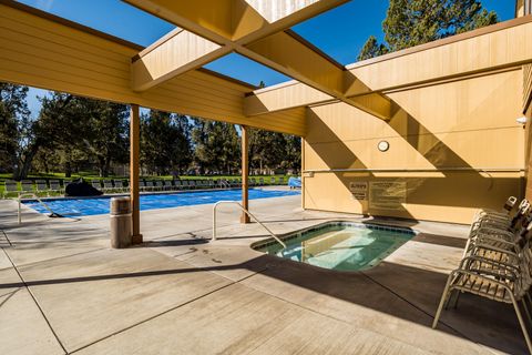 Tiny photo for 879 Golden Pheasant Drive, Redmond, OR 97756 (MLS # 220215836)