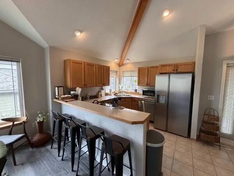 Tiny photo for 879 Golden Pheasant Drive, Redmond, OR 97756 (MLS # 220215836)