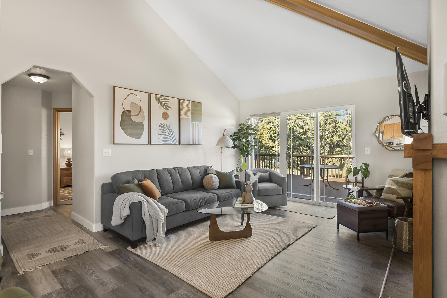 879 Golden Pheasant Drive