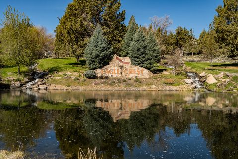 Tiny photo for 879 Golden Pheasant Drive, Redmond, OR 97756 (MLS # 220215836)