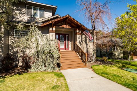 879 Golden Pheasant Drive Redmond OR 97756