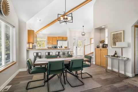 Tiny photo for 879 Golden Pheasant Drive, Redmond, OR 97756 (MLS # 220215836)