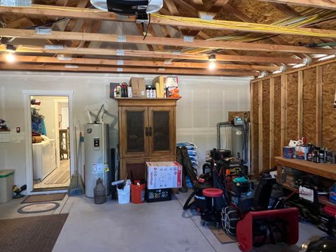 Tiny photo for 15773 LAVA Drive, La Pine, OR 97739 (MLS # 220206847)