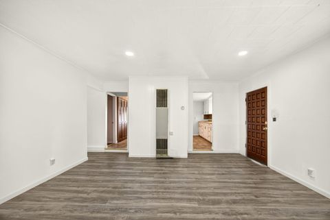 Tiny photo for 522 Pearl Street, Medford, OR 97504 (MLS # 220213846)