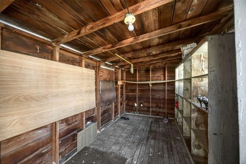 Tiny photo for 522 Pearl Street, Medford, OR 97504 (MLS # 220213846)