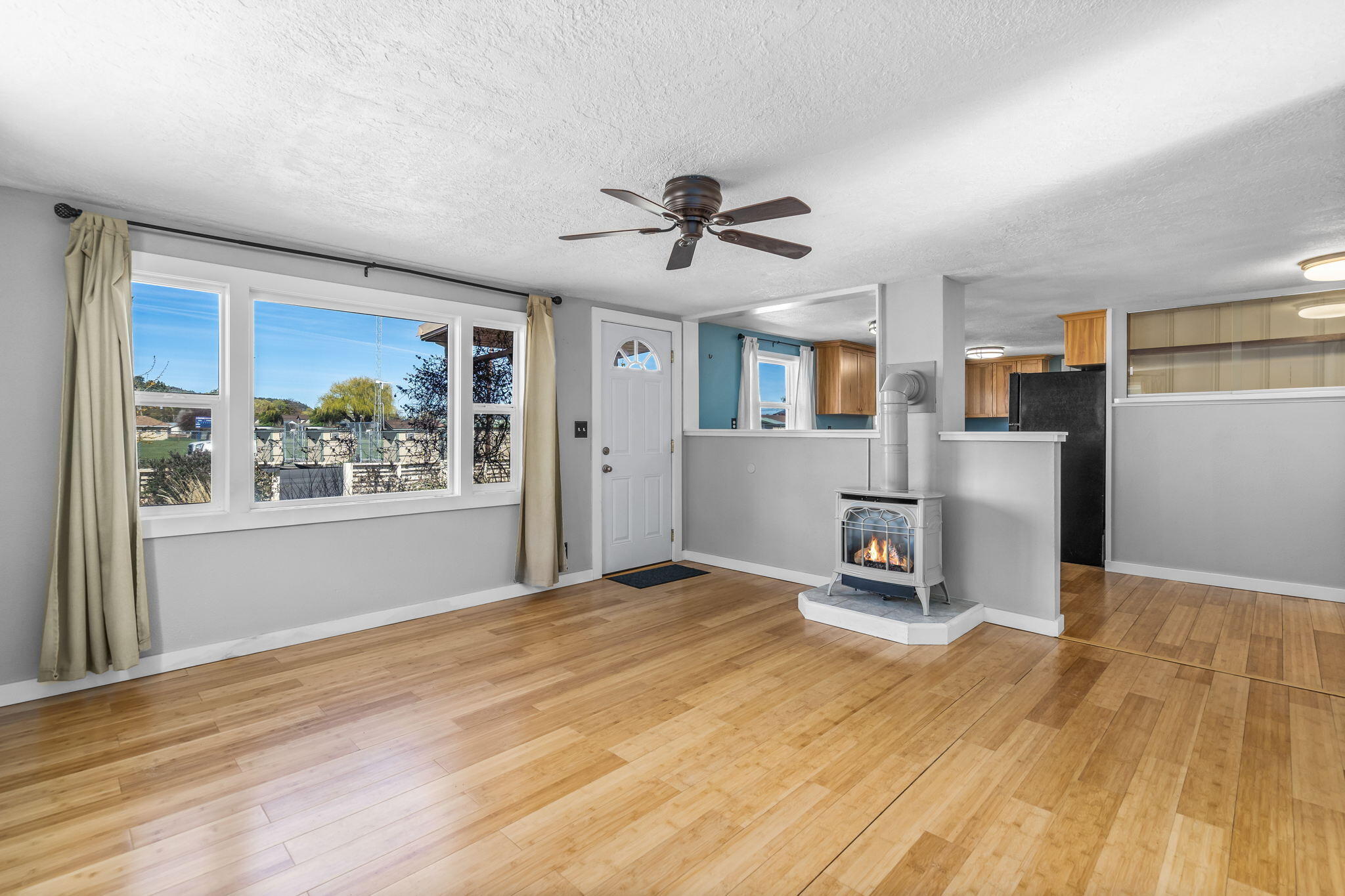 Oregon + Western - Residential