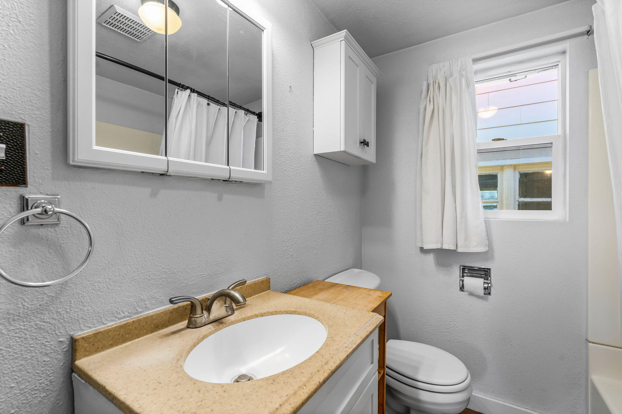 Oregon + Western - Residential